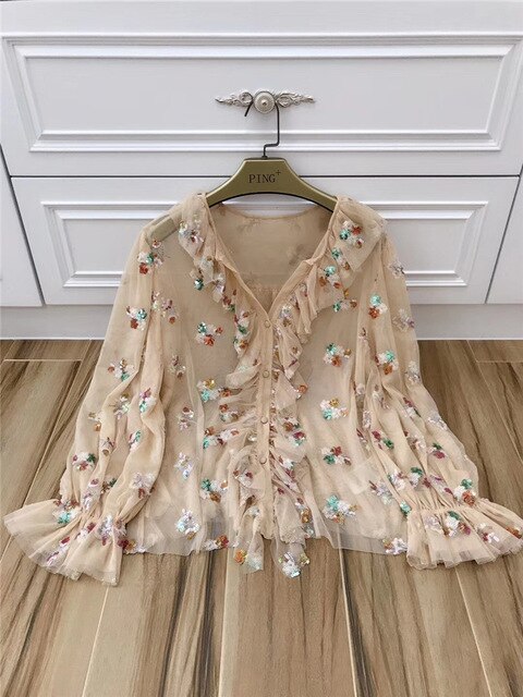 Spring and summer female V-neck lotus leaf lace lanterns elastic horn long-sleeved loose top