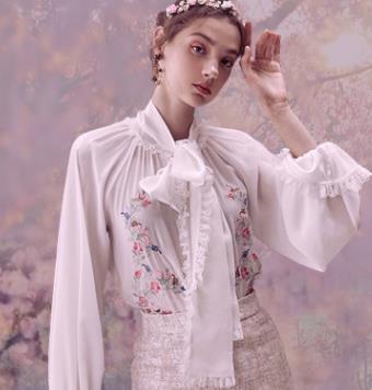 WHITNEY WANG 2019 Spring Fashion Streetwear Elegant Florals Embroidery Bow Blouse Women Blusas Office Lady Shirt Tops