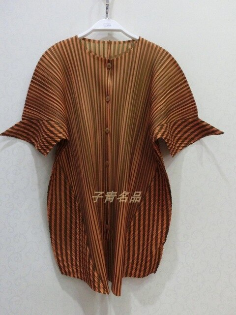 Changpleat 2019 Spring New stripe Women Shirt Blouse Miyak Pleated Fashion Design Single-breasted Loose Large Size Shirts Tide