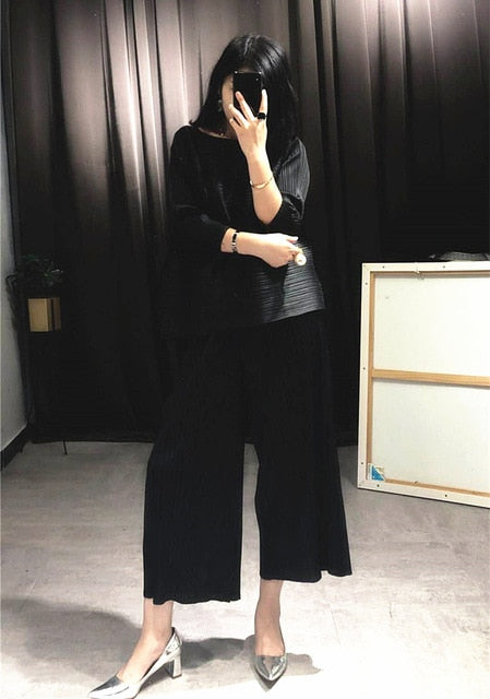 Changpleat 2018 loose women sets Miyak Pleated fashion Solid wide leg pants and T-shirts Two pieces Female Suits Plus Size Tide